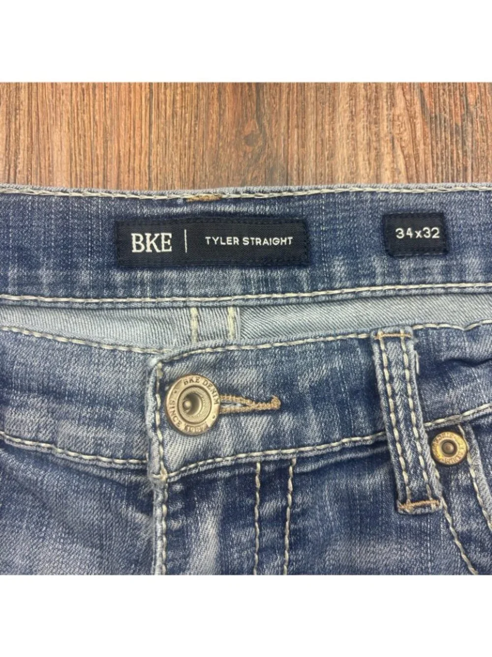 BKE Tyler Straight Jeans Distressed Light Wash Men’s Size 34 X 32